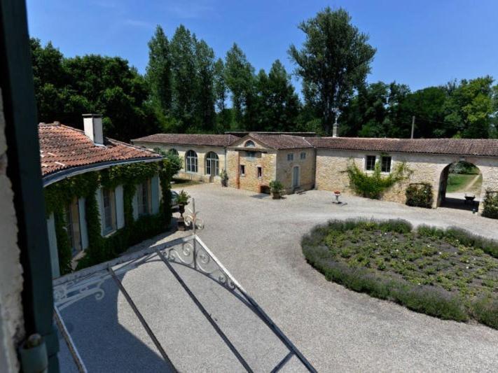 Chateau De L'Isle - Chambres D'Hotes Castelnau-de-Médoc Εξωτερικό φωτογραφία